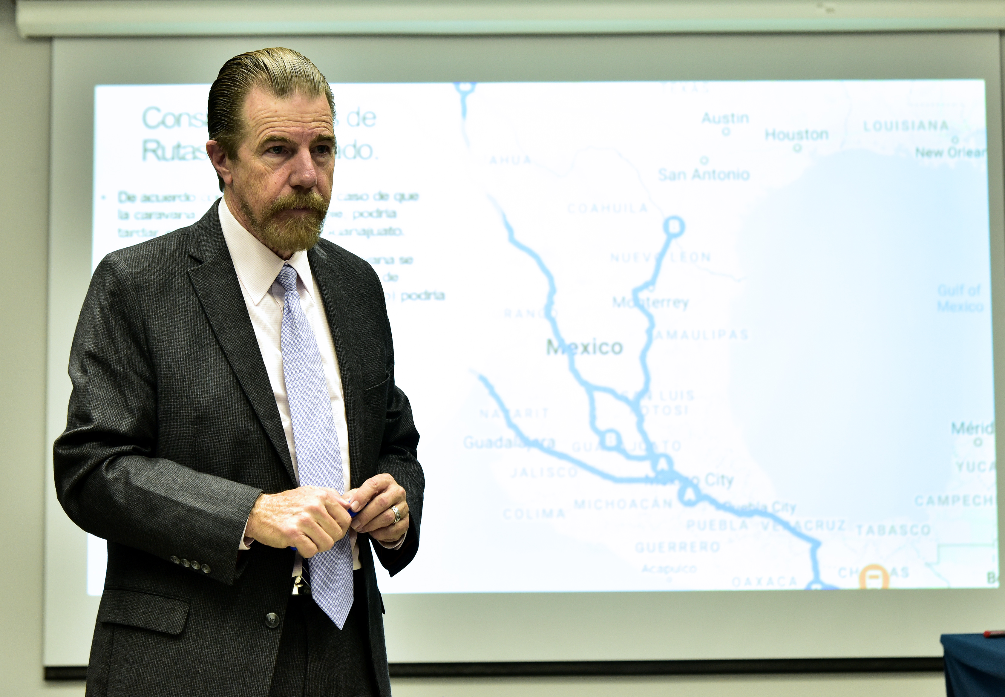 REUNIÓN RECEPCIÓN MIGRANTES (1).JPG