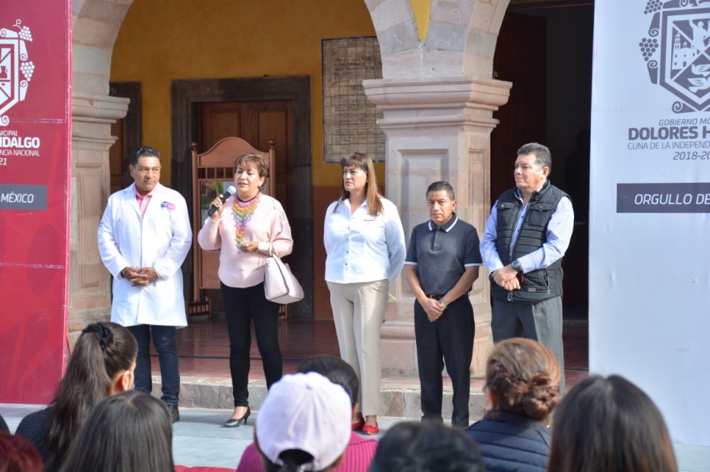 Con diversas actividades sensibilizan y previenen el cáncer de&nbsp;mama